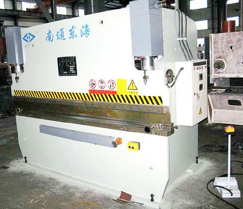 China WC67Y-63/2500 Pressbrake