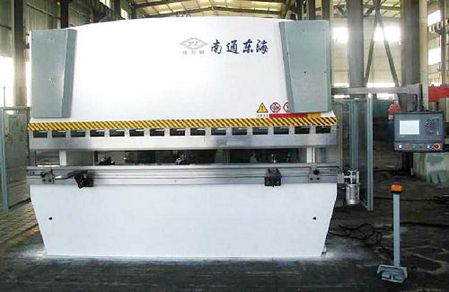 China WE67K-100T/3200 CNC Press Brake